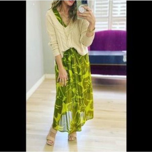 CAbi 5953 Tie Front Dress V-Neck Sleeveless Green Palm Tropical Floral Sz Large - Picture 6 of 17